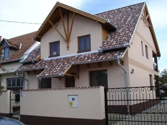 Mediterran Apartman Es Vendeghaz Hajdúszoboszló Magyarország