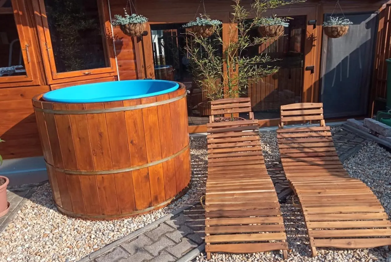 Mediterran Apartman Es Vendeghaz Hajdúszoboszló
