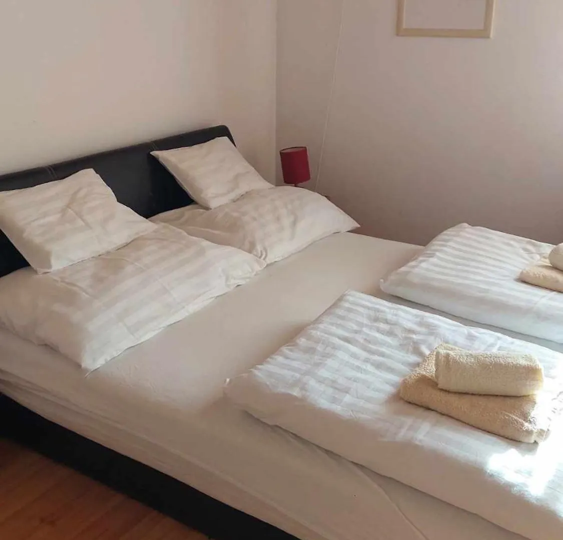 Mediterran Apartman Es Vendeghaz Hajdúszoboszló Magyarország
